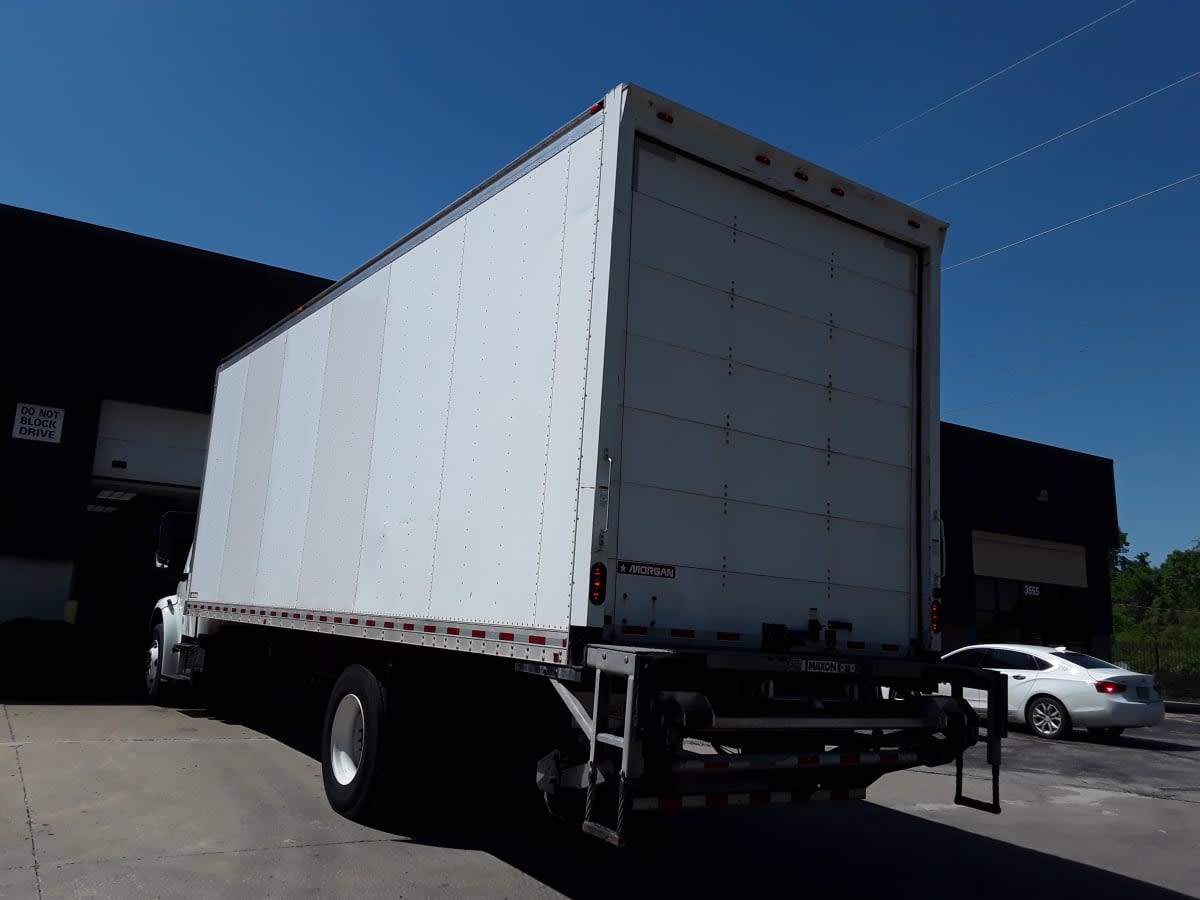 2020 Freightliner M2 106 in Kansas City, MO — photo 6