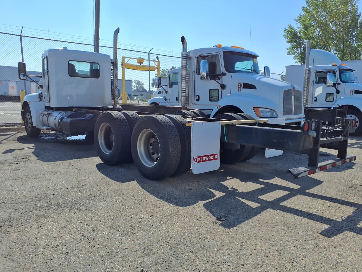 2020 Kenworth T370 in Minneapolis, MN — photo 6