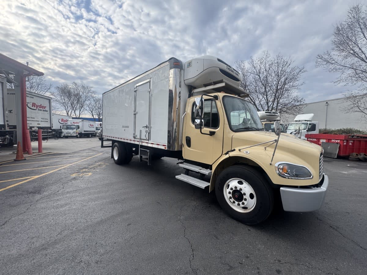 2020 Freightliner M2 106 in Kearny, NJ — photo 3