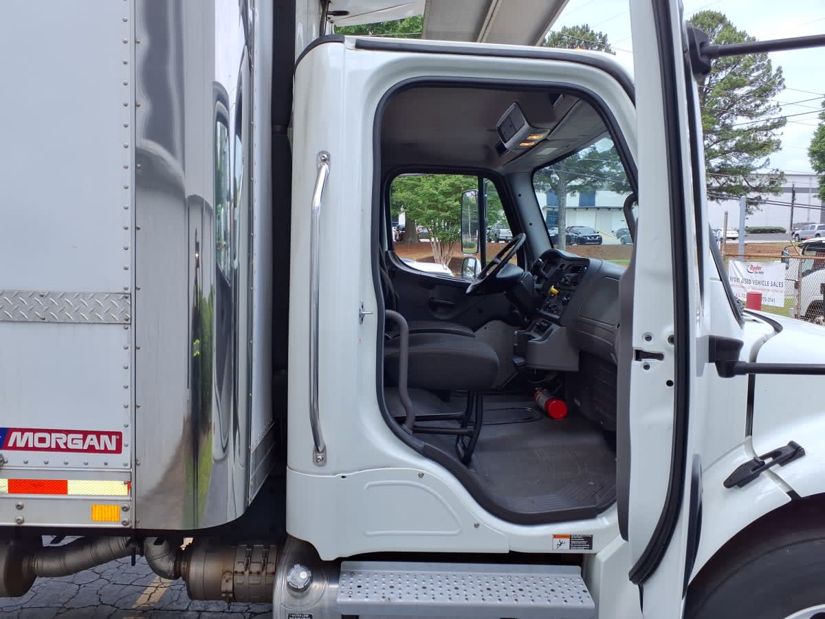 2020 Freightliner M2 106 in Doraville, GA — photo 11