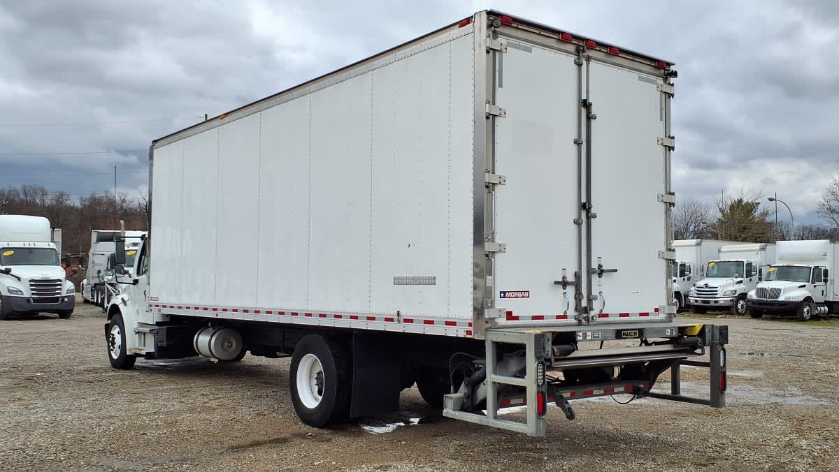 2020 Freightliner M2 106 in West Chester, OH — photo 6
