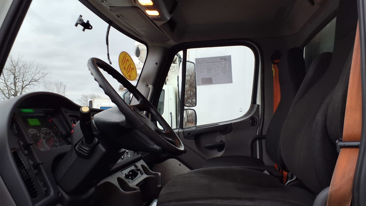 2020 Freightliner M2 106 in West Chester, OH — photo 8