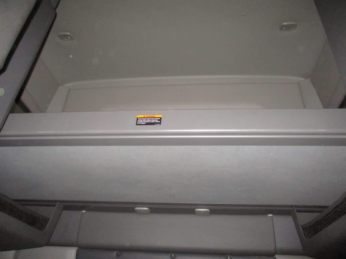 2021 International LT in Commerce City, CO — photo 14