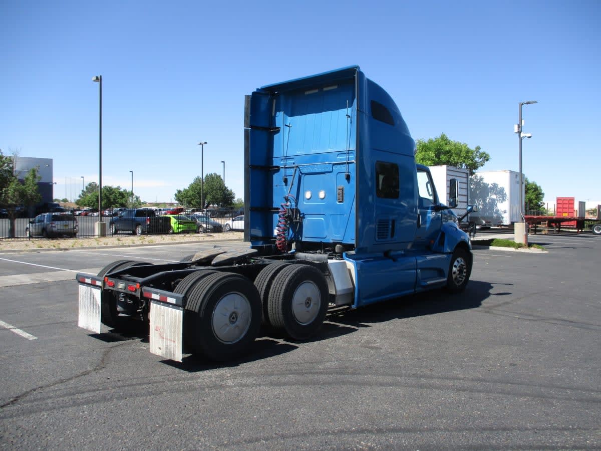 2021 International LT in Commerce City, CO — photo 4