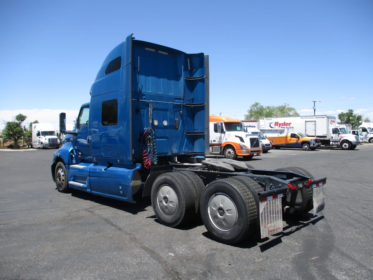 2021 International LT in Commerce City, CO — photo 6