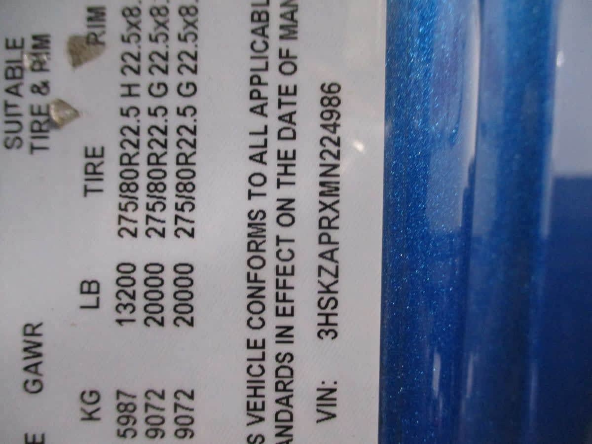 2021 International LT in Phoenix, AZ — photo 12