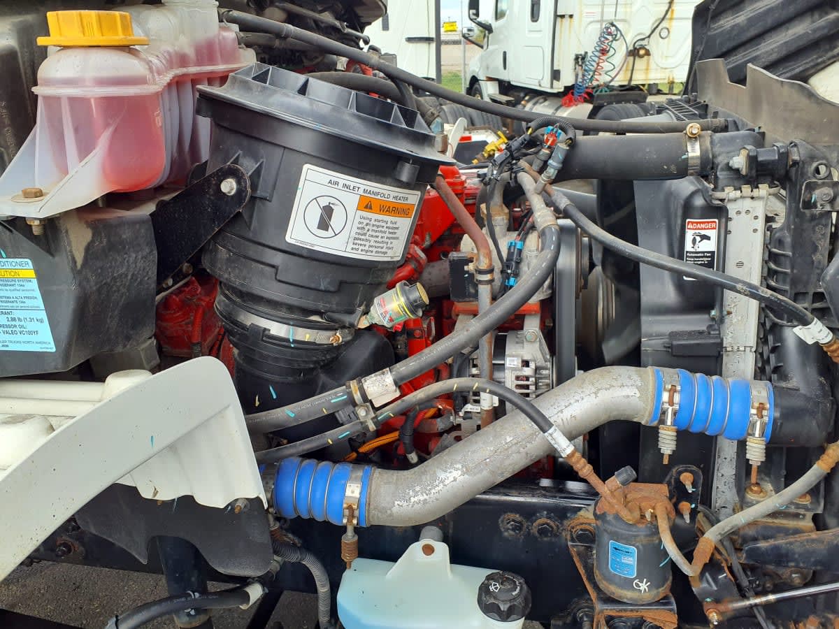 2020 Freightliner M2 106 in Oak Creek, WI — photo 13