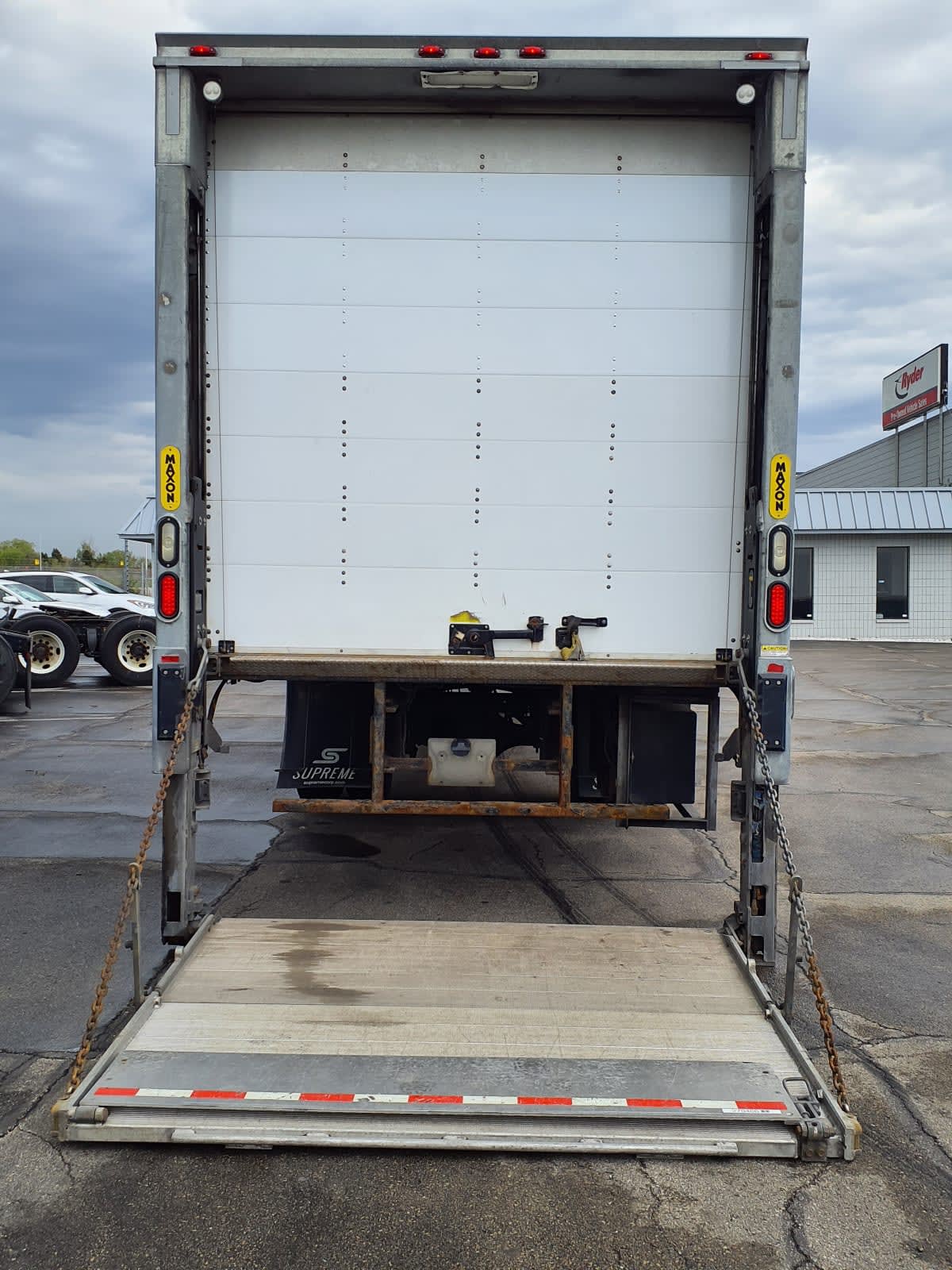 2020 Freightliner M2 106 in Oak Creek, WI — photo 14