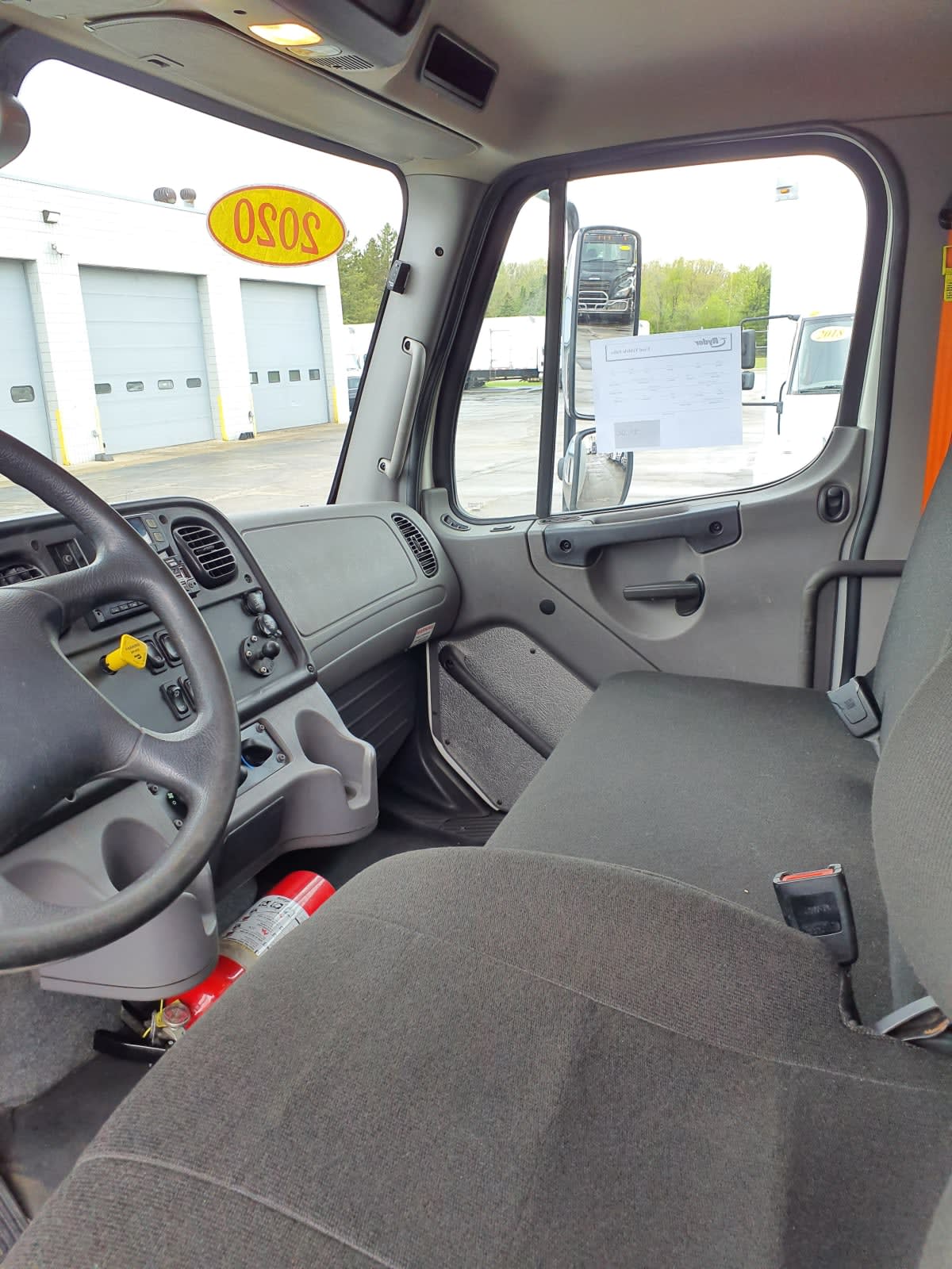 2020 Freightliner M2 106 in Oak Creek, WI — photo 7