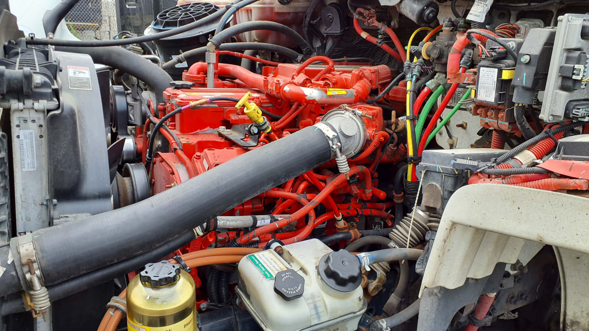 2020 Freightliner M2 106 in Bolingbrook, IL — photo 9