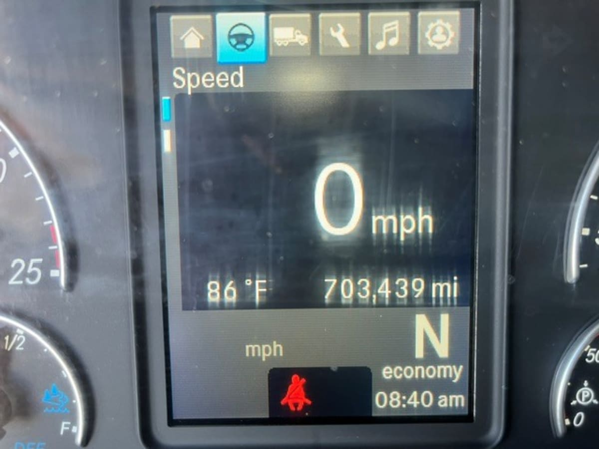 2020 Freightliner Cascadia in North Las Vegas, NV — photo 10