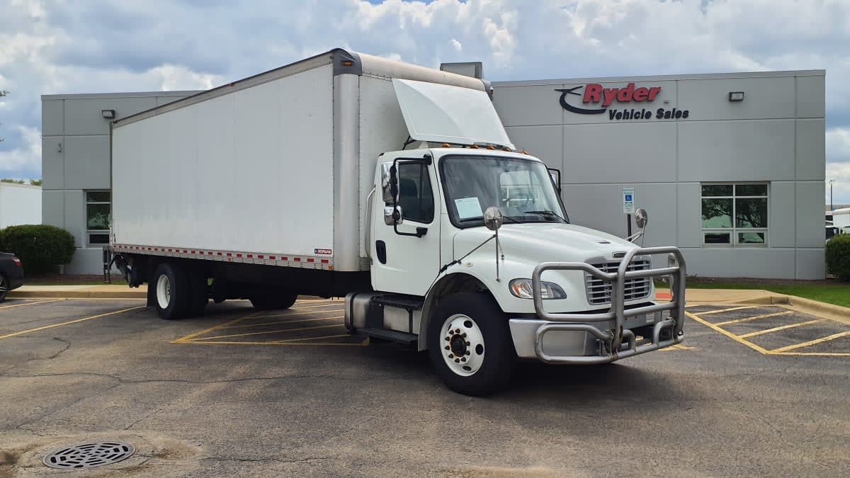 2020 Freightliner M2 106 in Bolingbrook, IL — photo 3