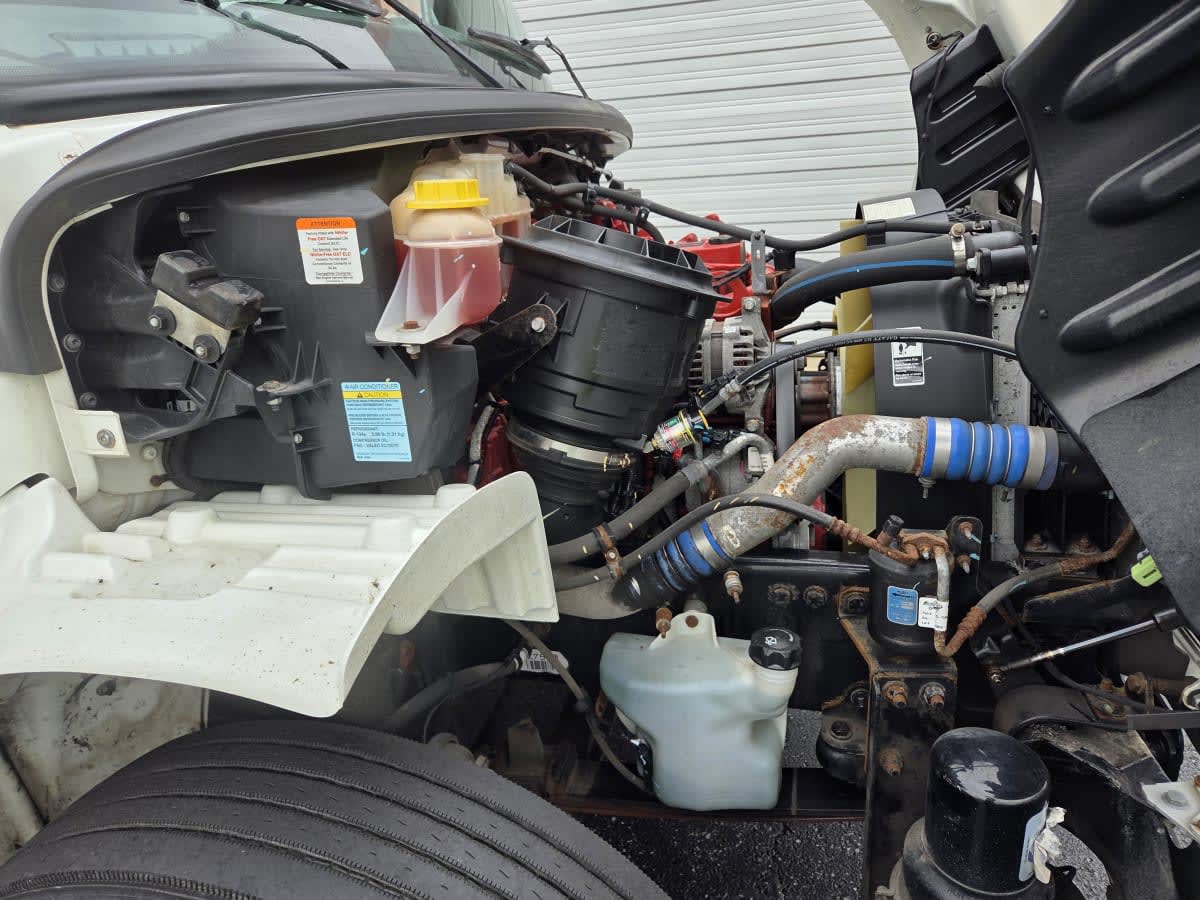 2020 Freightliner M2 106 in Allentown, PA — photo 9
