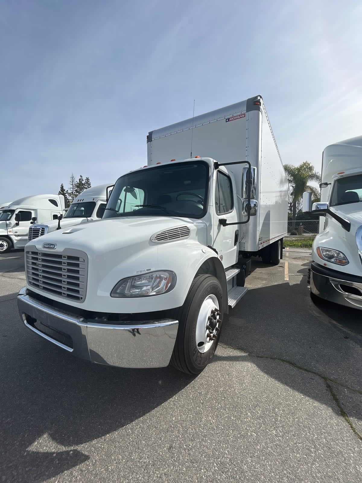 2020 Freightliner M2 106 in Pomona, CA — photo 3