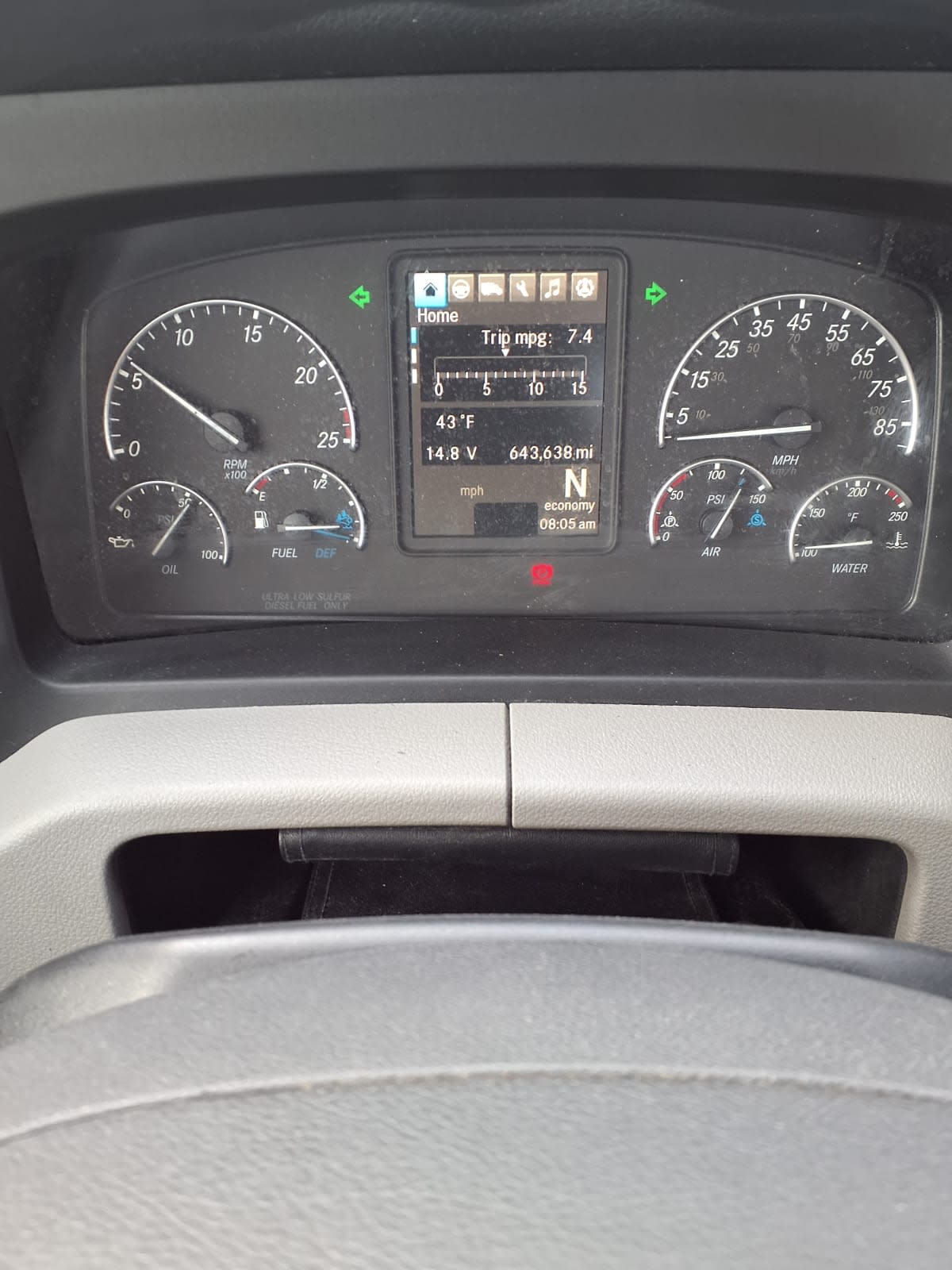 2020 Freightliner Cascadia in Cleveland, OH — photo 10