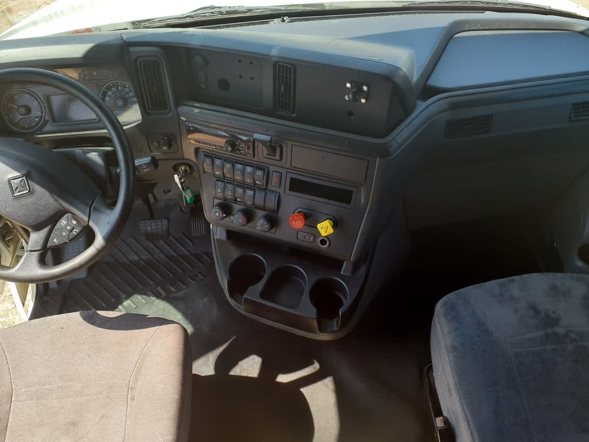 2020 International LT in Converse, TX — photo 7