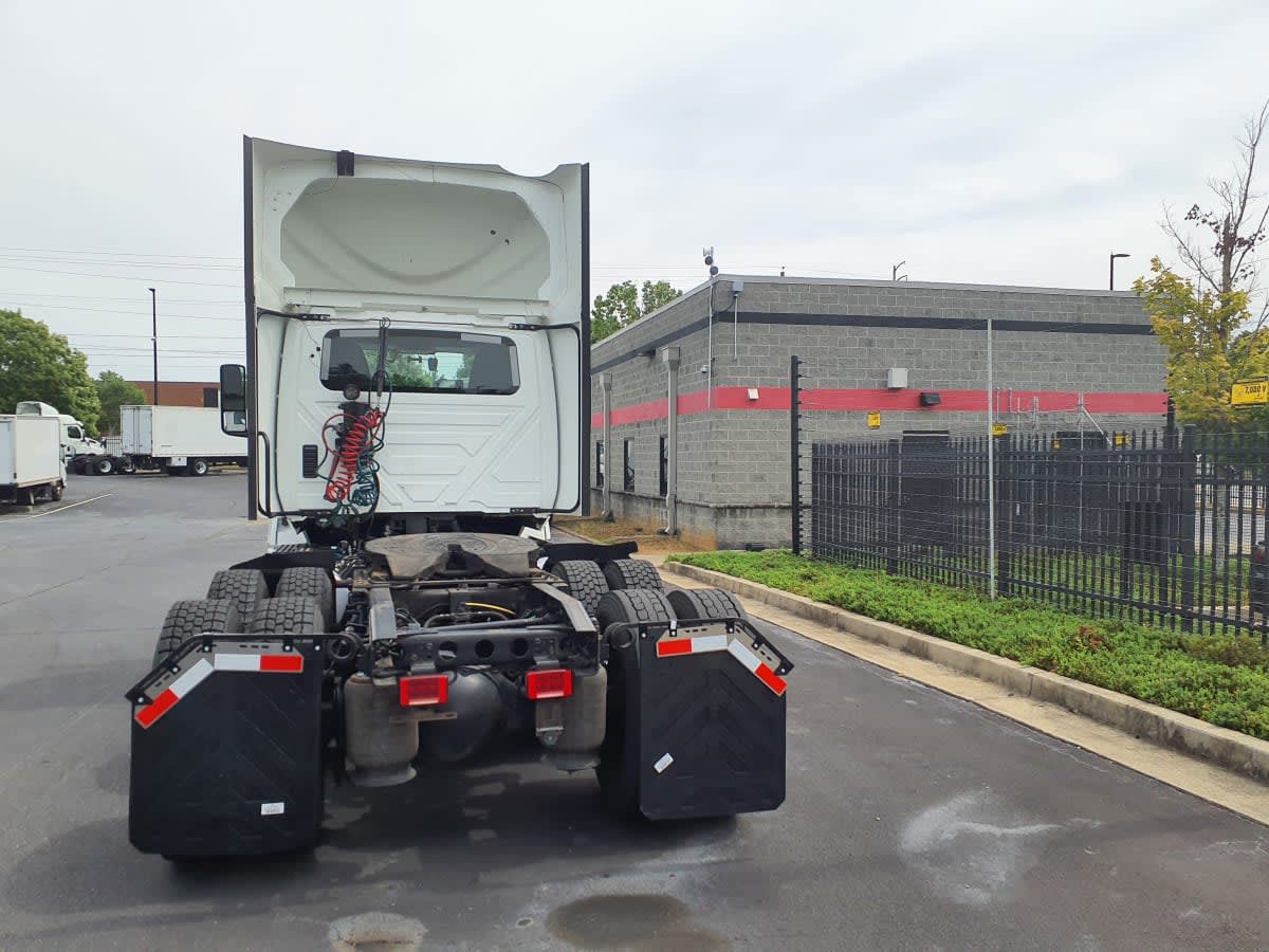2020 International LT in Atlanta, GA — photo 5
