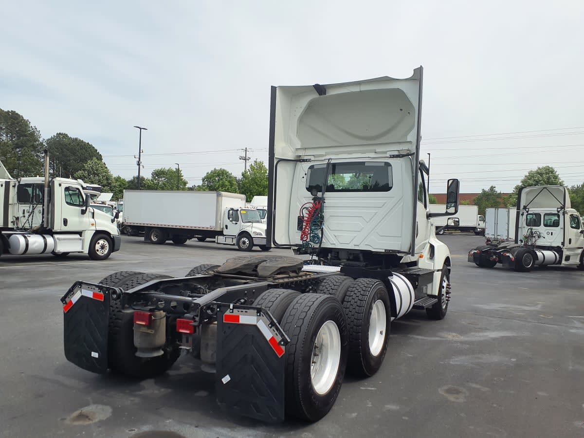 2020 International LT in Atlanta, GA — photo 4