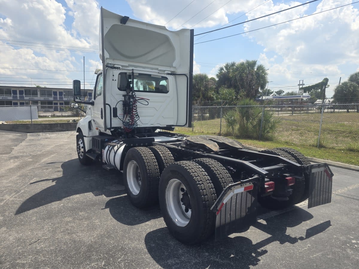 2020 International LT in Tampa, FL — photo 4
