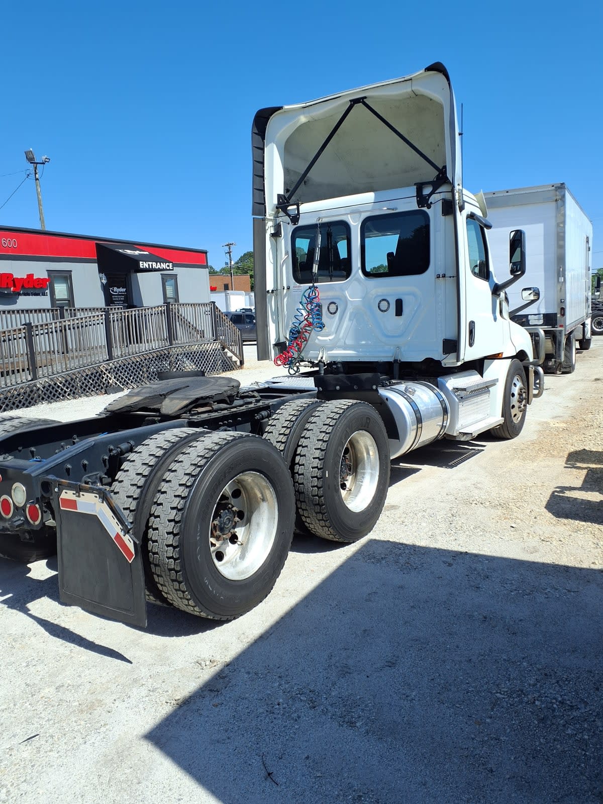 2020 Freightliner Cascadia in Greenville, SC — photo 4