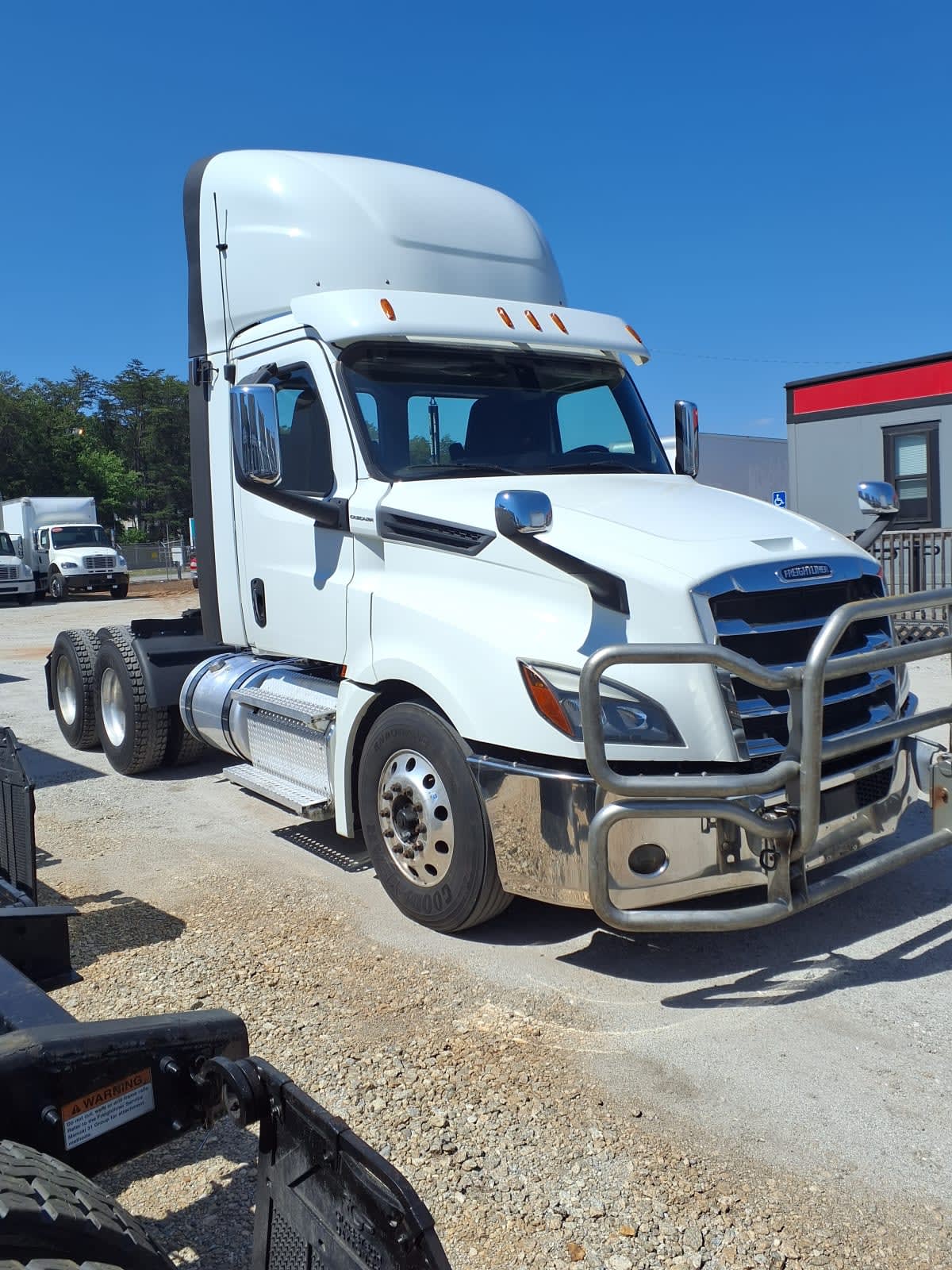 2020 Freightliner Cascadia in Greenville, SC — photo 3
