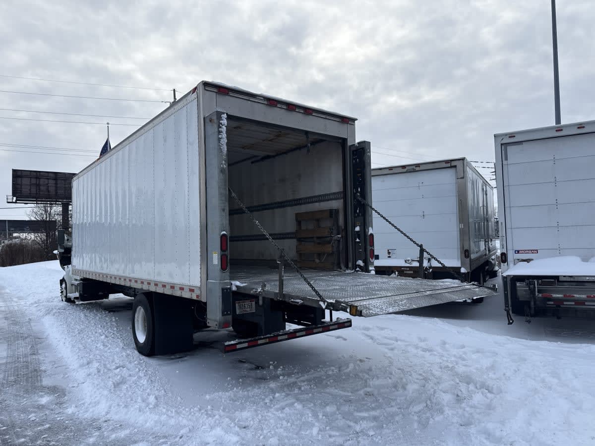 2020 Freightliner M2 106 in Taylor, MI — photo 15