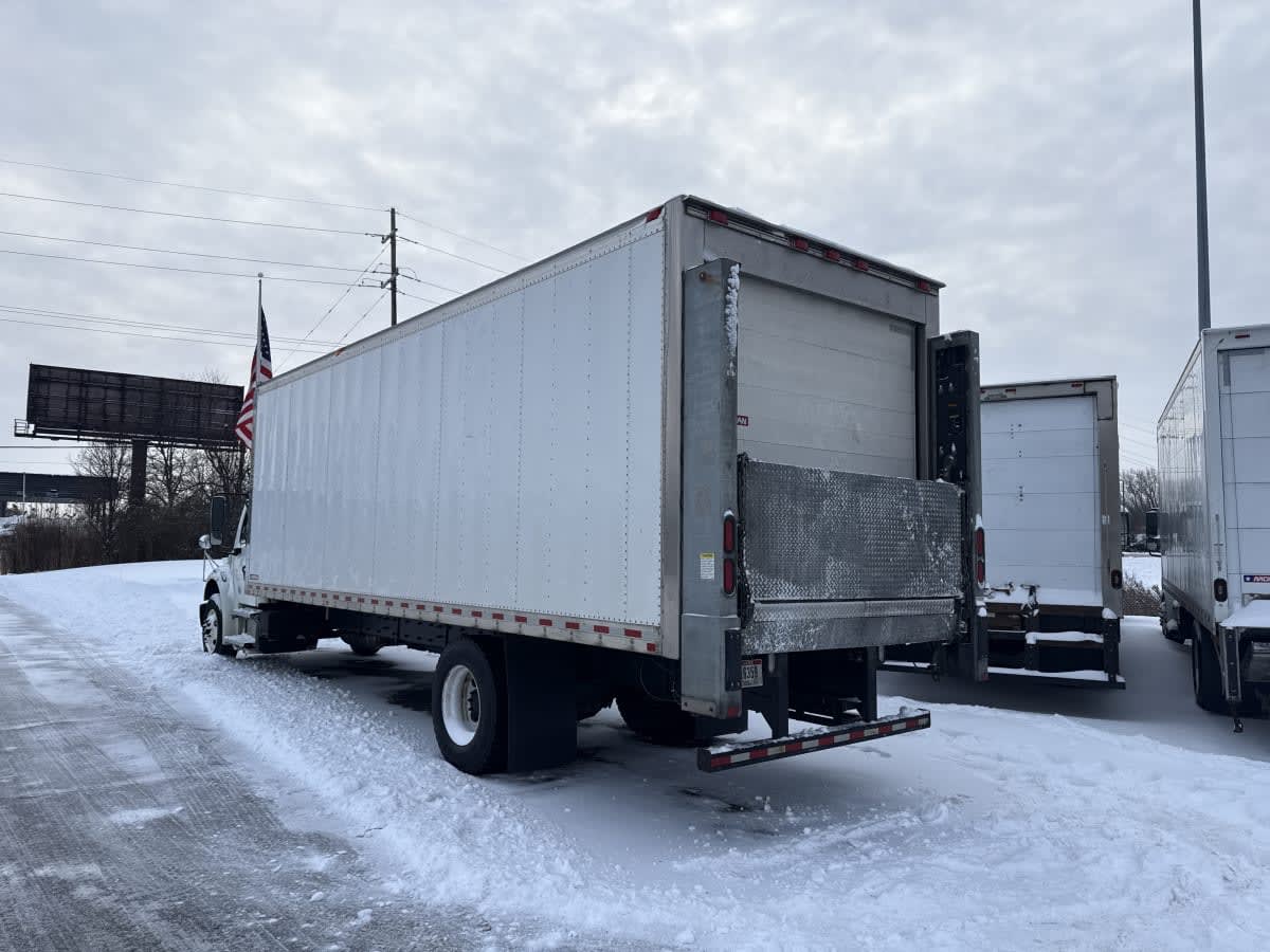 2020 Freightliner M2 106 in Taylor, MI — photo 6