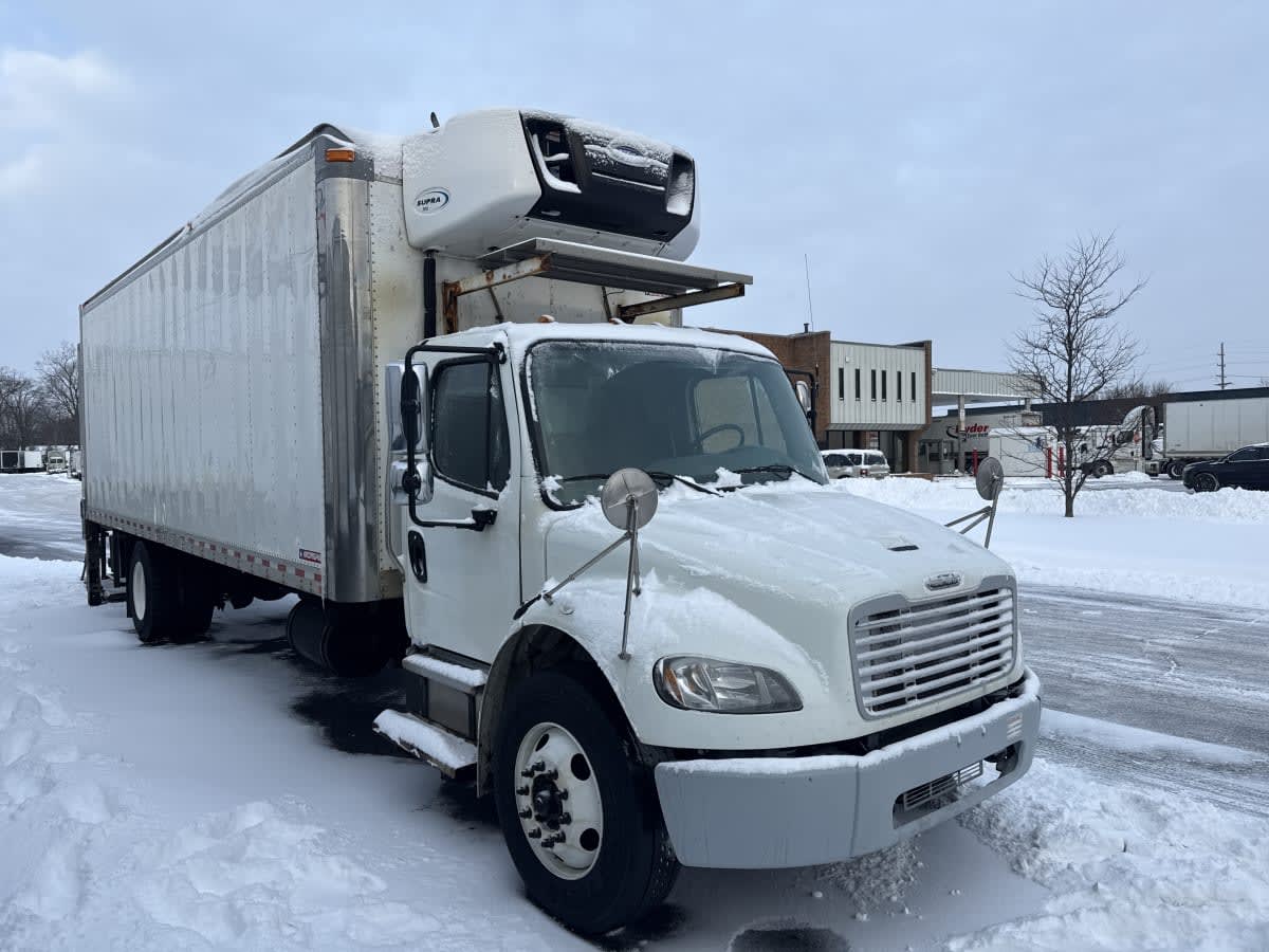 2020 Freightliner M2 106 in Taylor, MI — photo 3