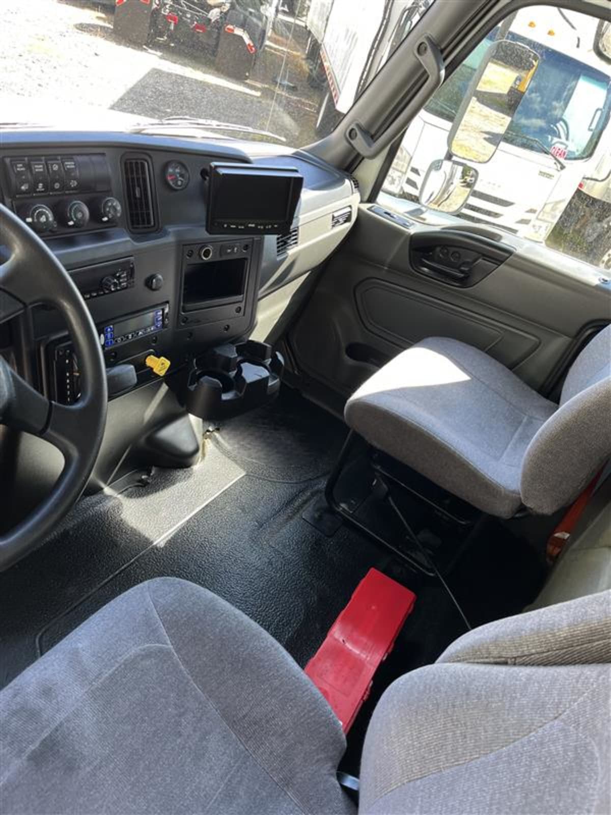 2020 International MV in Ashland, VA — photo 8