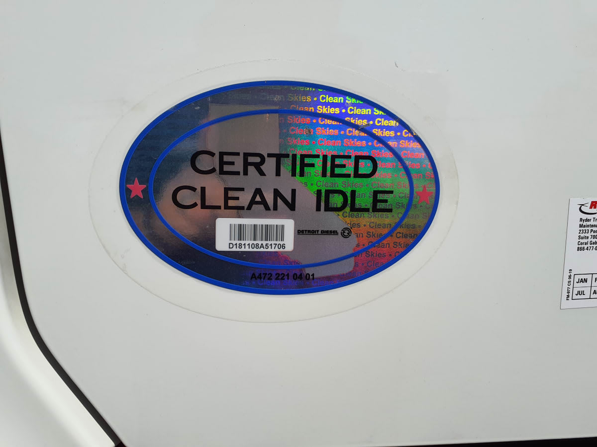2020 Freightliner Cascadia in Clarksville, IN — photo 10