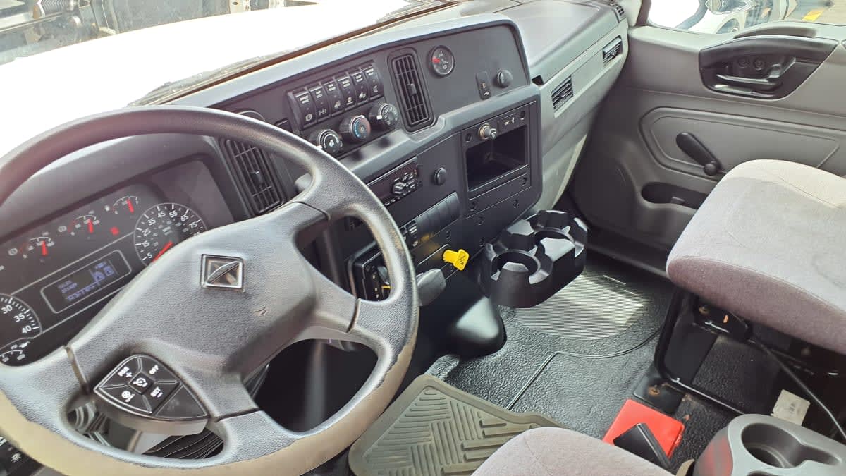 2020 International MV in Bolingbrook, IL — photo 7