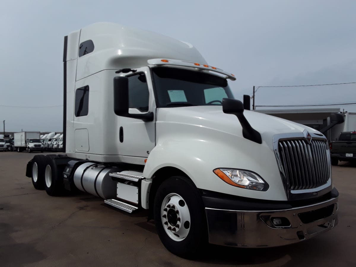 2020 International LT in Dallas, TX — photo 3