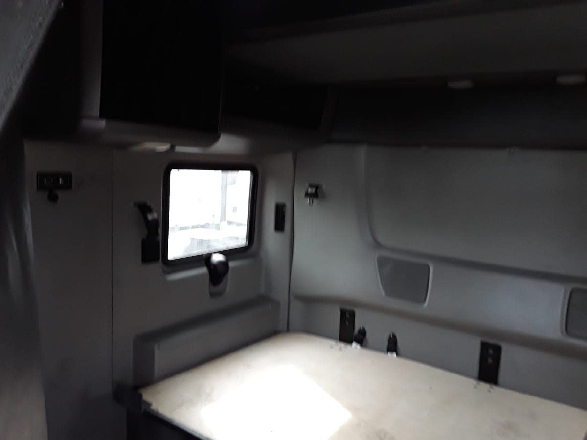 2020 International LT in Dallas, TX — photo 8
