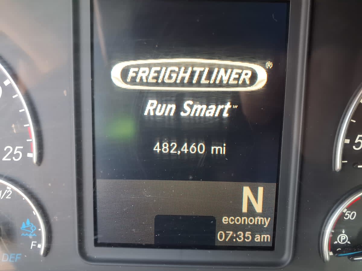 2020 Freightliner Cascadia in Greenville, SC — photo 9