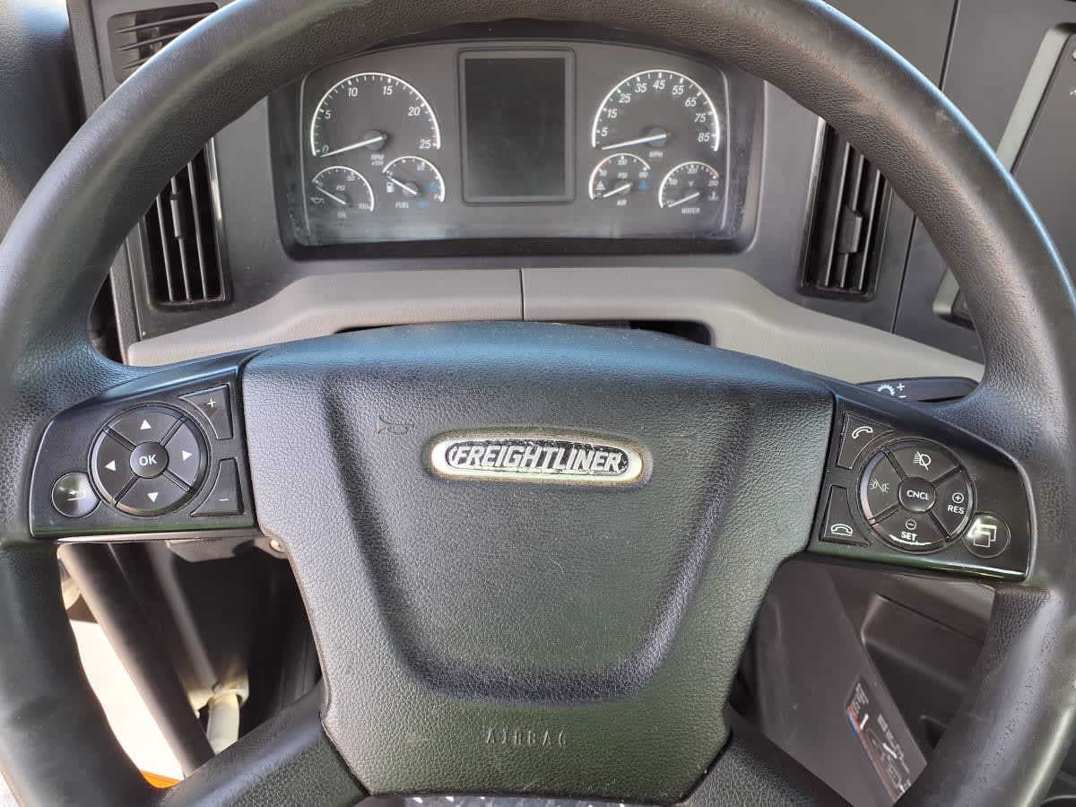 2020 Freightliner Cascadia in Greenville, SC — photo 10
