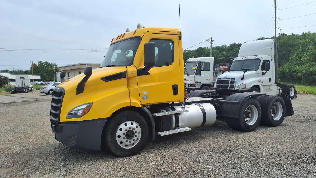 2020 Freightliner Cascadia