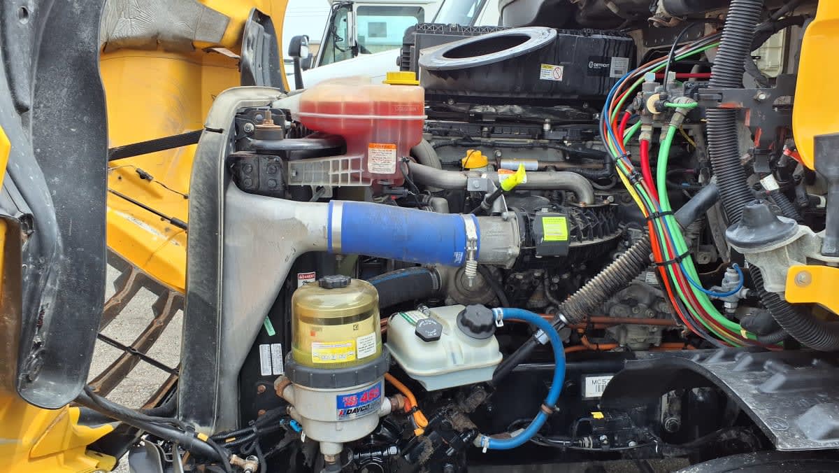 2020 Freightliner Cascadia in West Chester, OH — photo 8