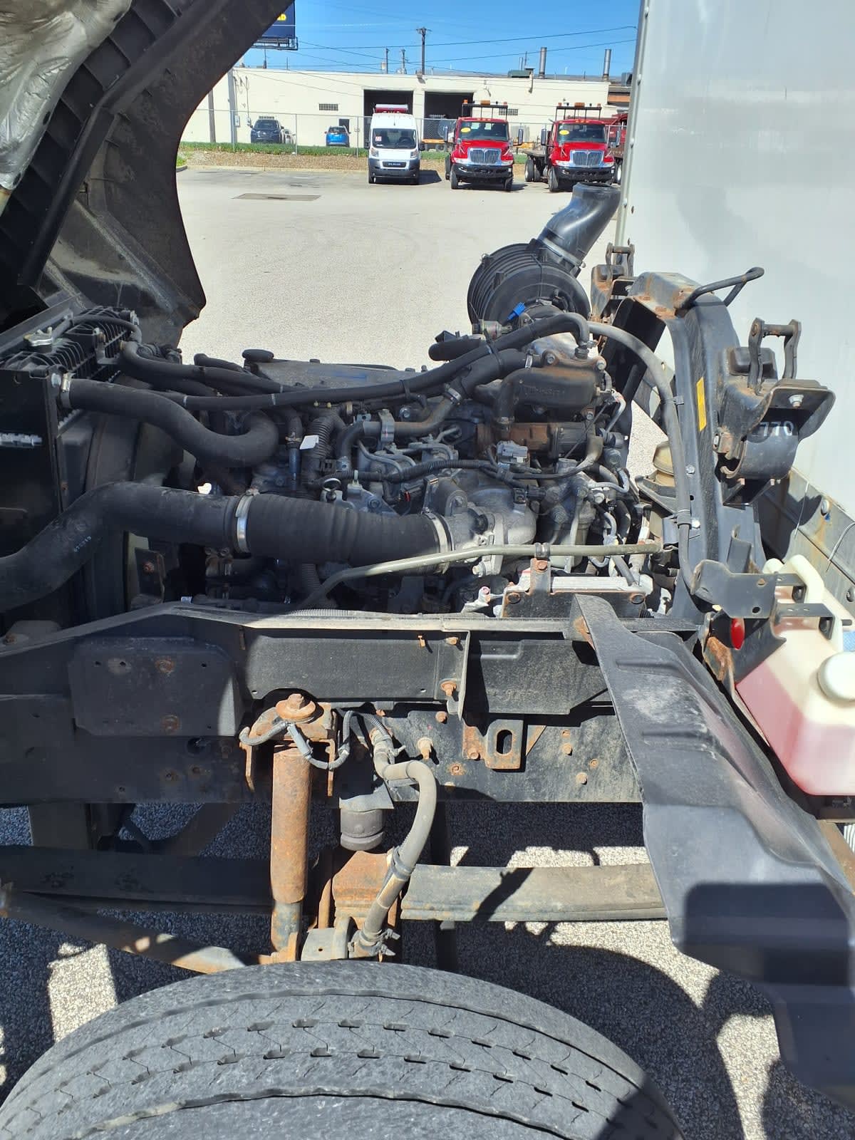2020 Isuzu FTR in Cleveland, OH — photo 9