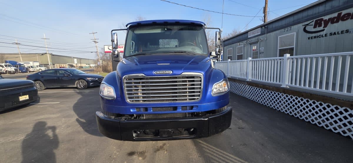 2020 Freightliner M2 106 in Bensalem, PA — photo 2