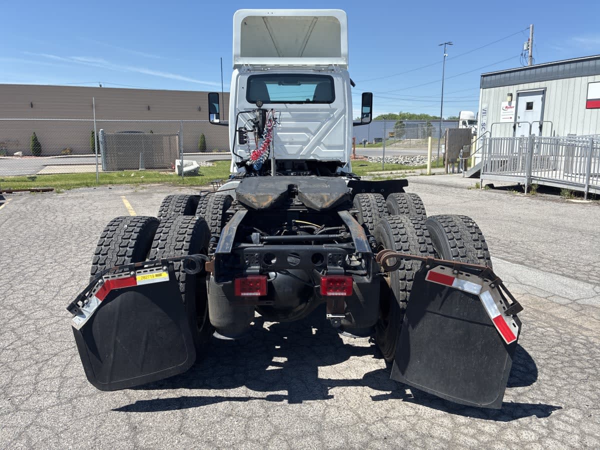 2020 International LT in Syracuse, NY — photo 5