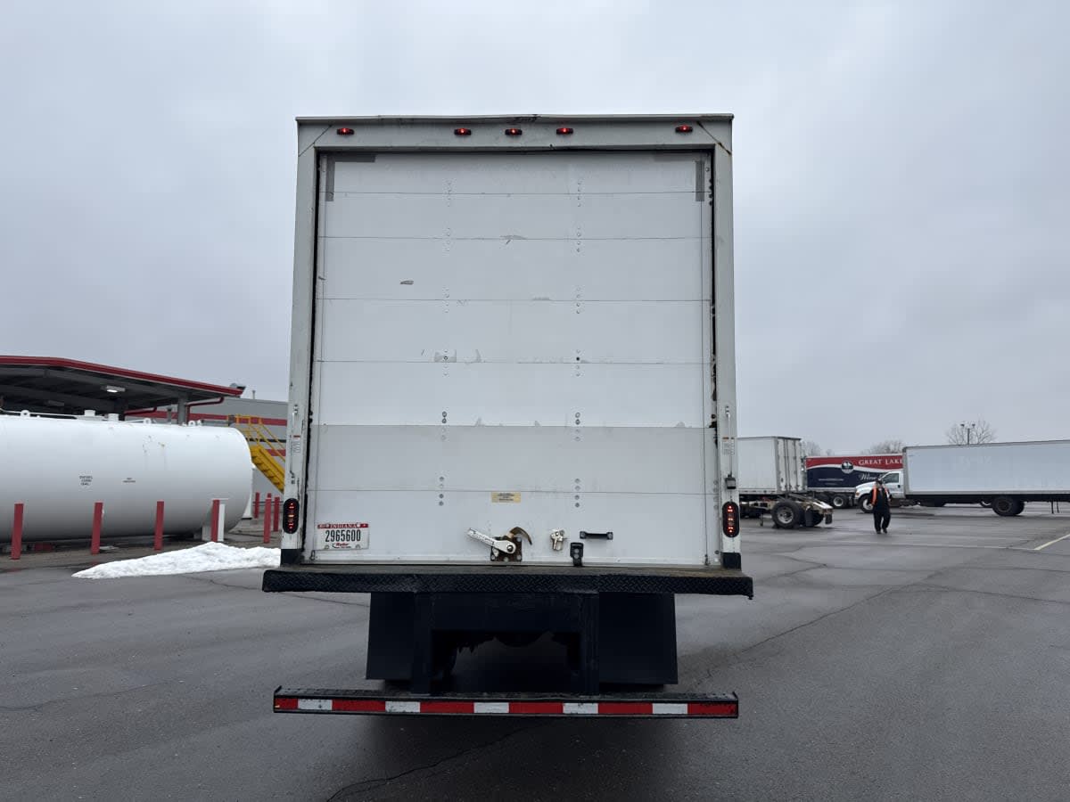 2020 Freightliner M2 106 in Taylor, MI — photo 5