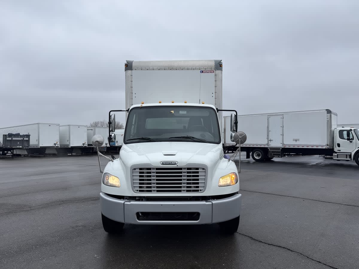 2020 Freightliner M2 106 in Taylor, MI — photo 2