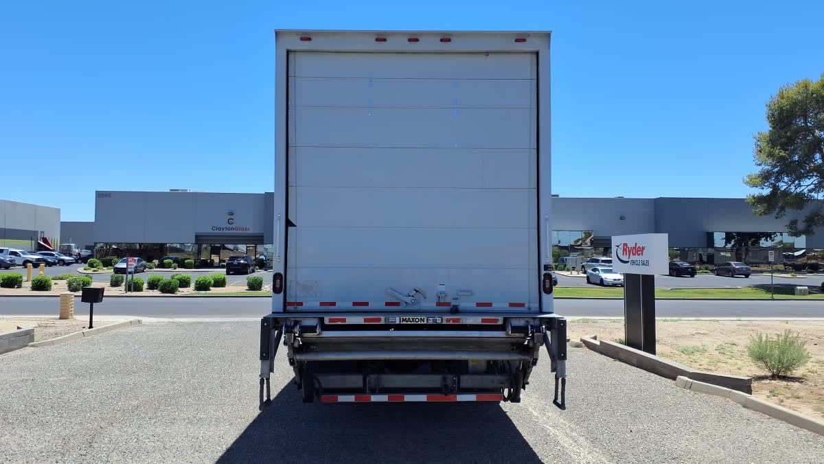 2020 Freightliner M2 106 in Phoenix, AZ — photo 5
