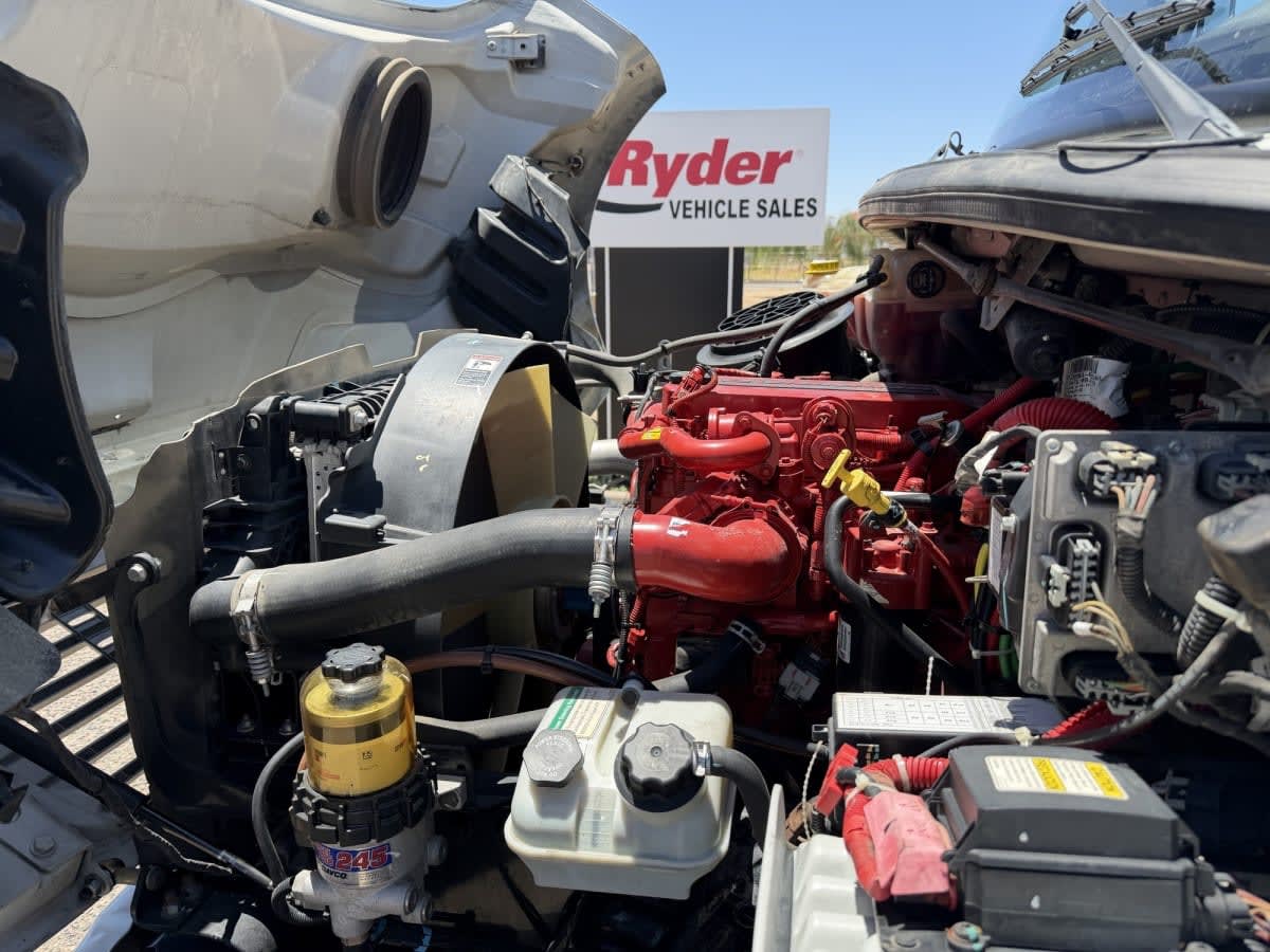 2020 Freightliner M2 106 in Phoenix, AZ — photo 9