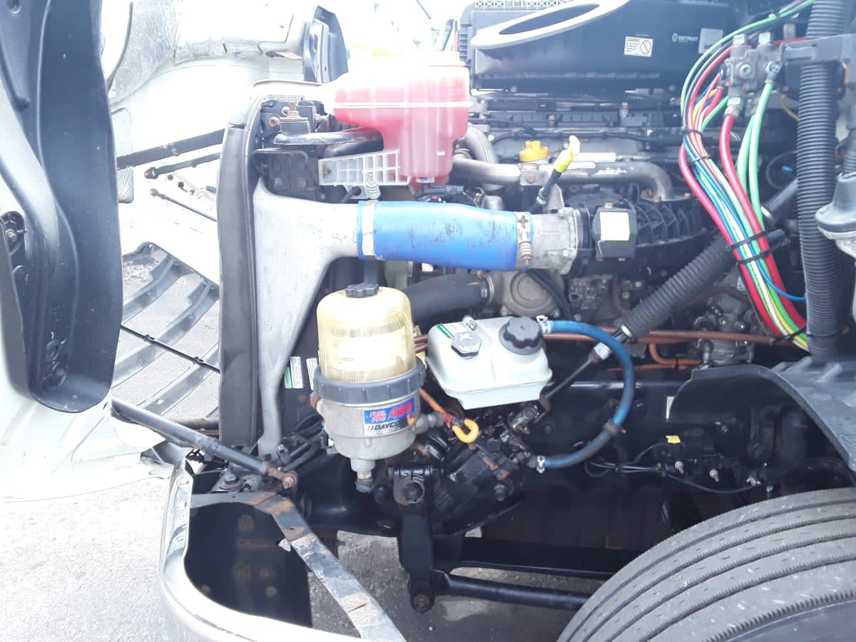 2020 Freightliner Cascadia in Hilliard, OH — photo 17