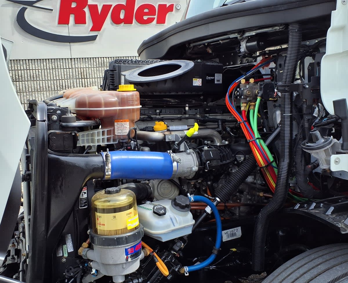 2020 Freightliner Cascadia in Memphis, TN — photo 8