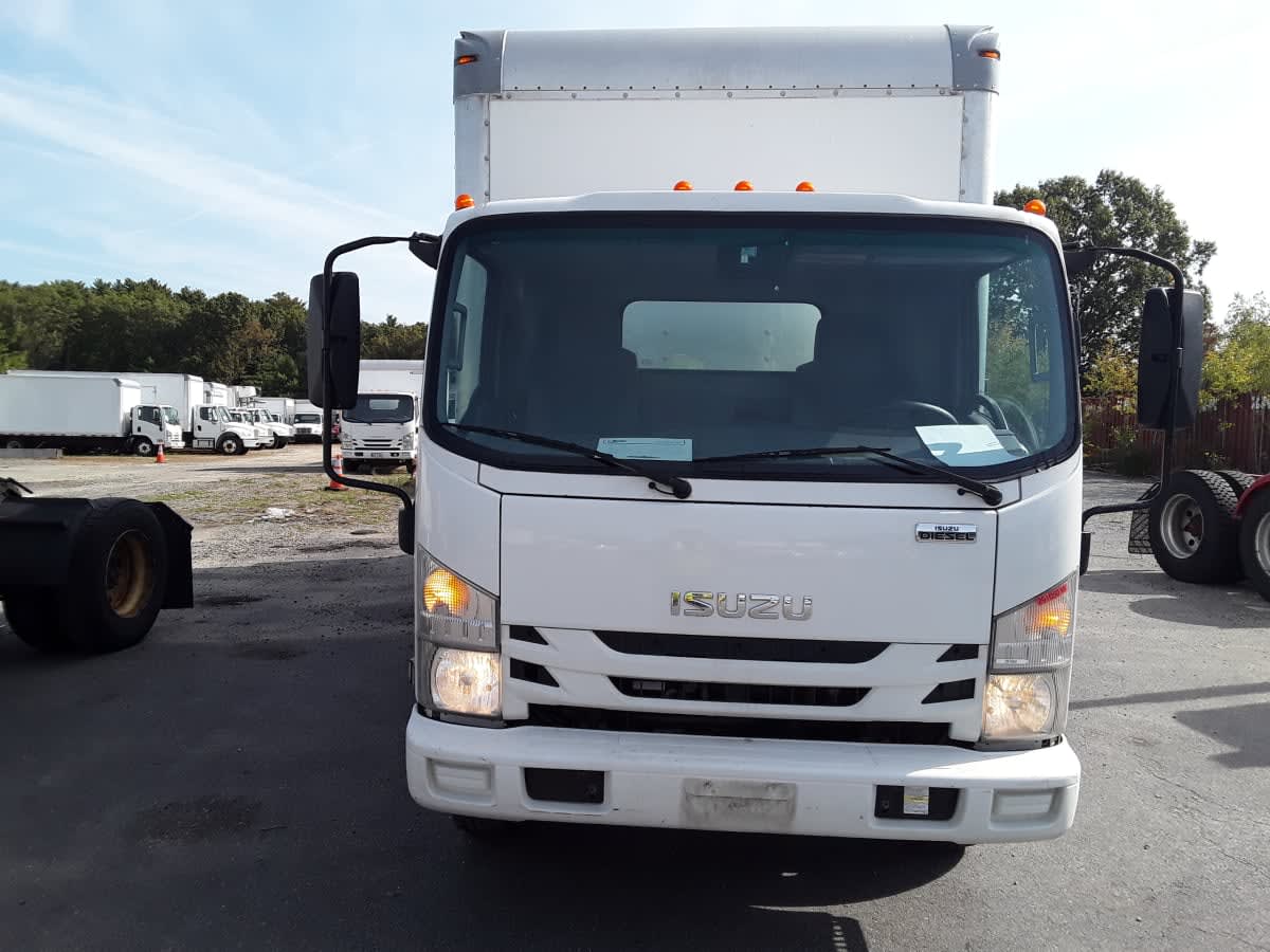 2020 Isuzu NRR in Salisbury, MA — photo 2