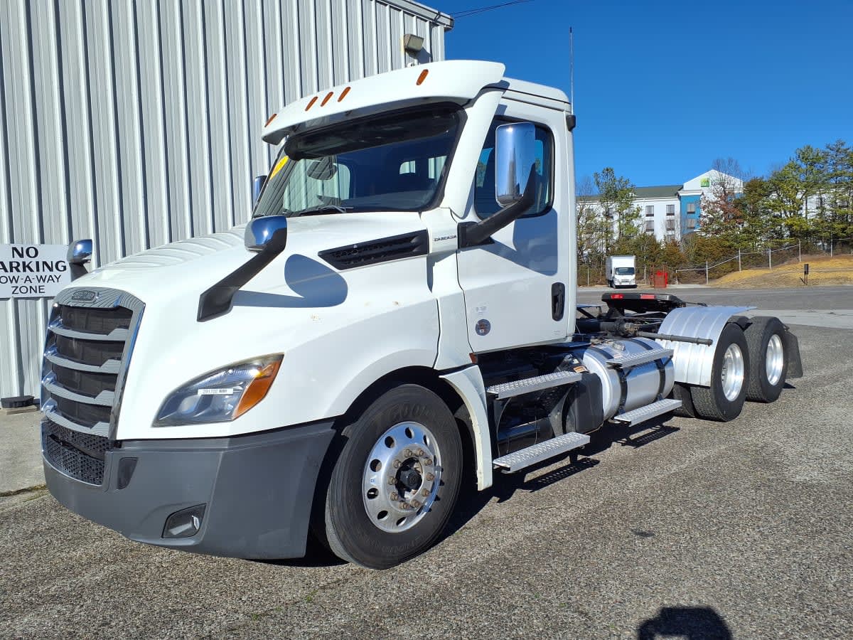 2021 Freightliner Cascadia