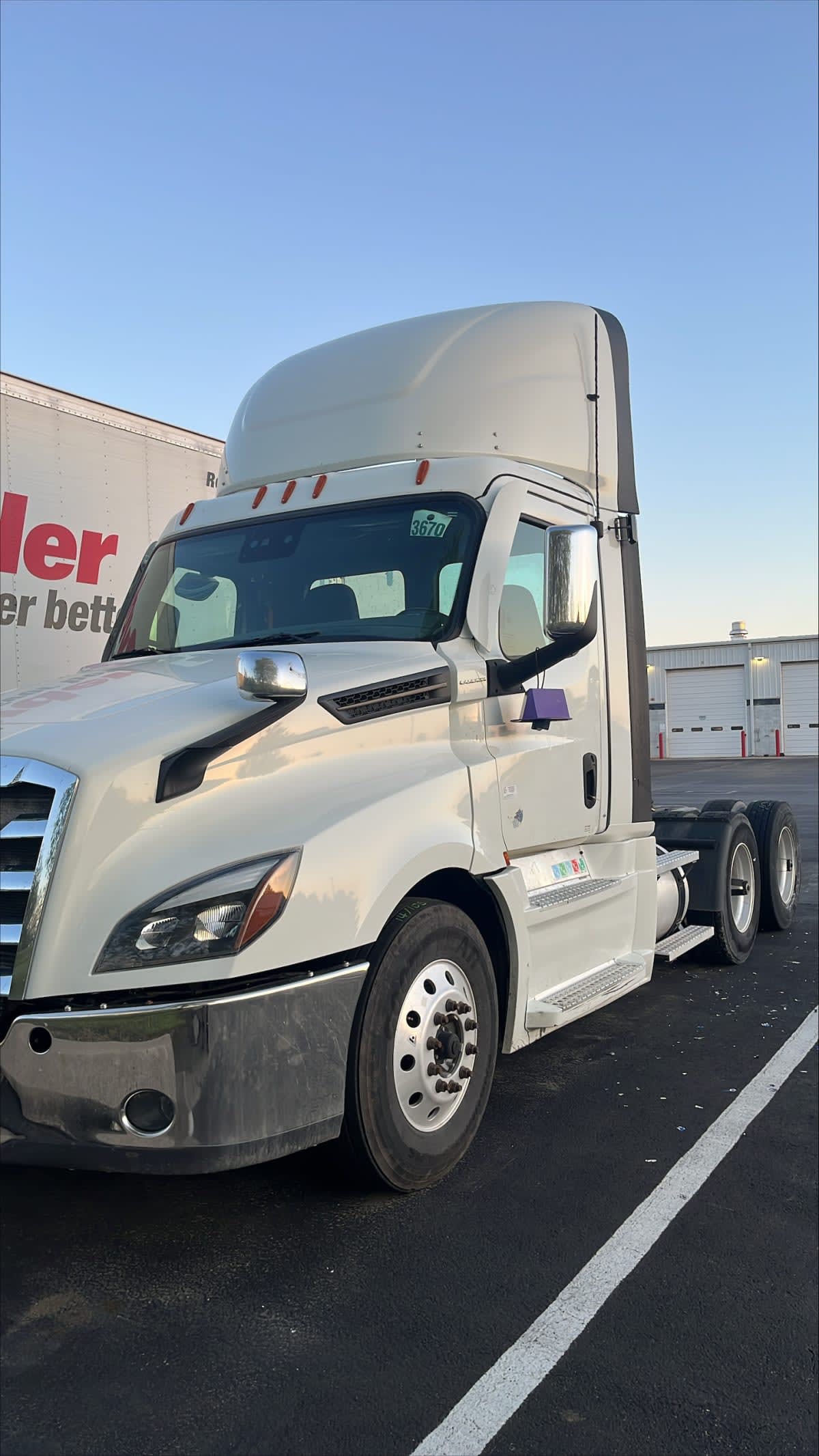 2020 Freightliner Cascadia