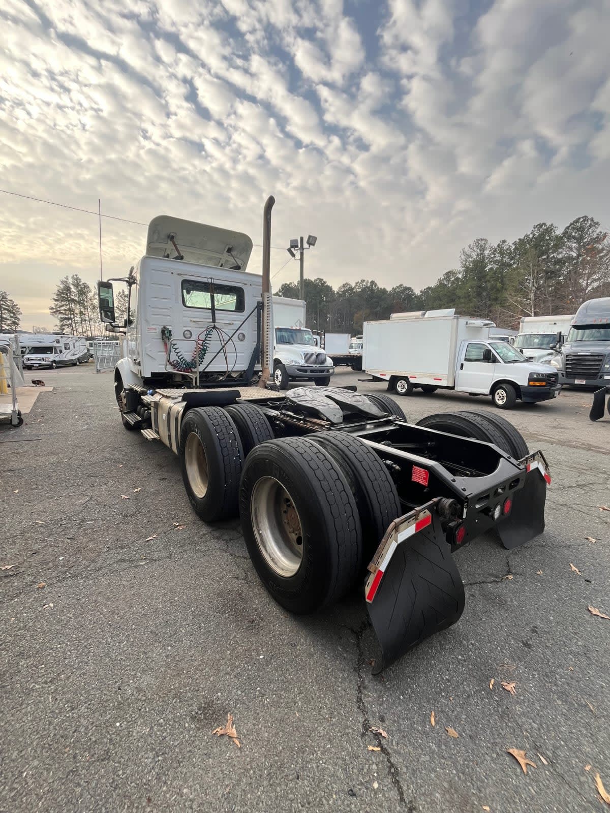 2020 Volvo VNL 860 in Ashland, VA — photo 6